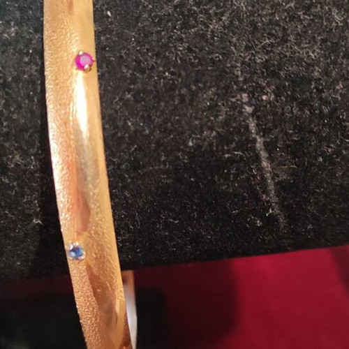 Gold bracelet 9K with sapphires and rubies like new