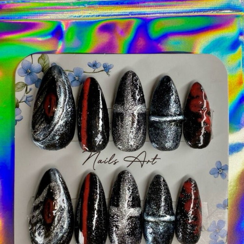 Handmade press-on nails new set in grunge style inspired by dragon’s eye