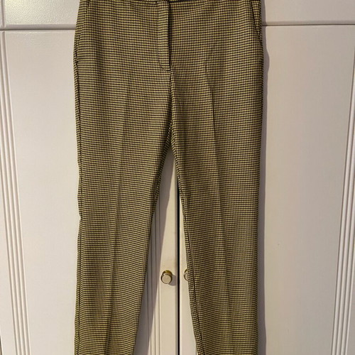 Zara pants tapered fit like new, yellow black pied de poule, size M