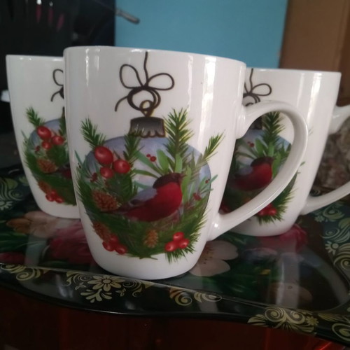 Christmas mug new with fir tree and bird design