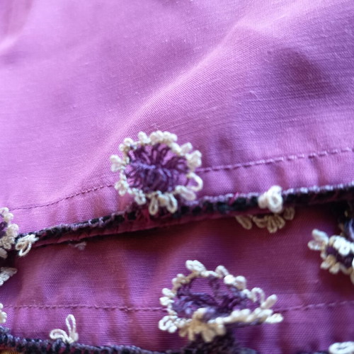 Vintage women's scarf with handmade needle lace edging 70x70 purple