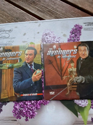 The Avengers DVD like new, pack of 6, adventure with subtitles