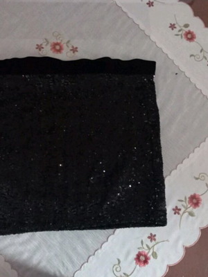 Mini women's skirt Stradivarius with black sequins like new