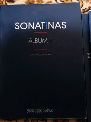 Sonatinas album book for piano like new