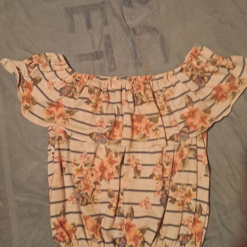 Top like new, strapless, multicolored, size S
