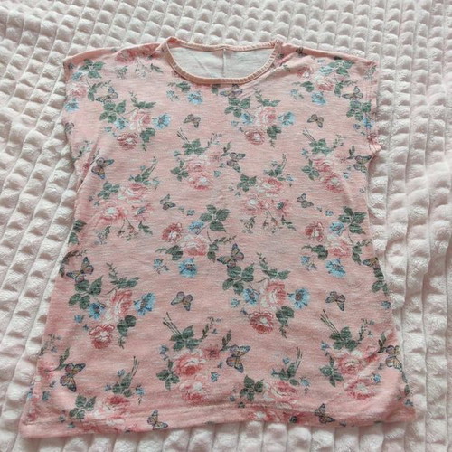 Women's floral pink blouse like new with butterflies, size S