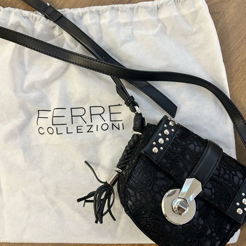 Ferre Collezioni black crossbody bag like new