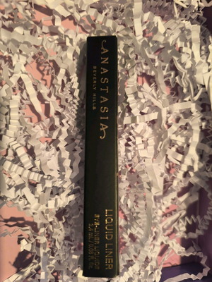 Anastasia Beverly Hills Burgundy Eyeliner new, burgundy