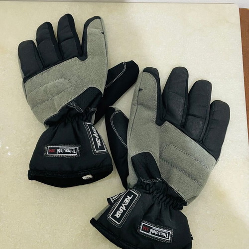 Motorcycle winter gloves XXL Kevlar Thinsulate 3M Hipora like new