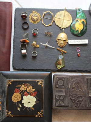 Various women's jewelry