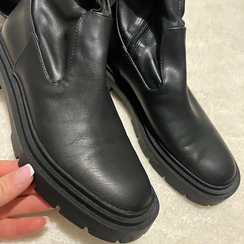 Zara black boots size 37 like new