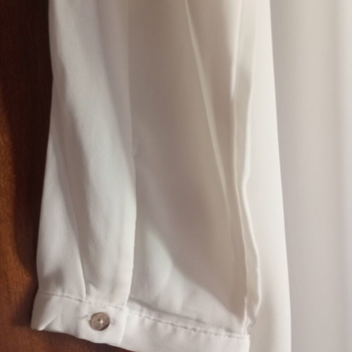 White airy long shirt with V neckline