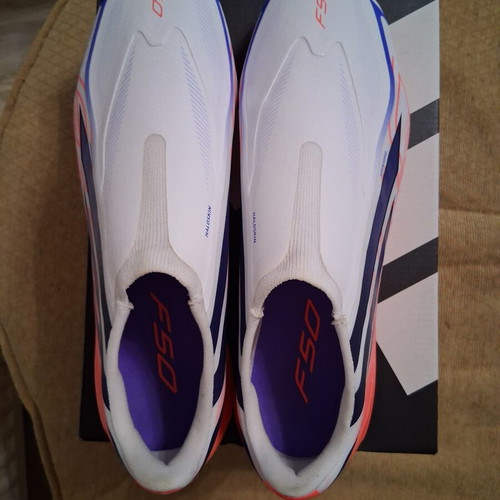 Adidas F50 Hyperfast Pro Laceless FG/AG football boots, size 42.5, white and red