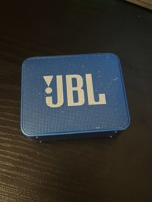 JBL Essential φορητό Bluetooth ηχείο σαν καινούριο
