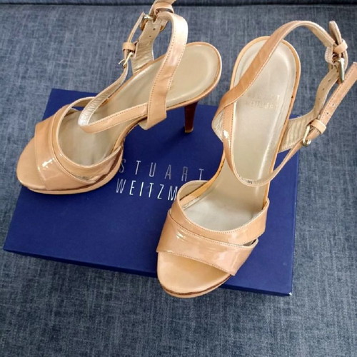 Stuart Weitzman Nude Patent Sandals size 38 like new