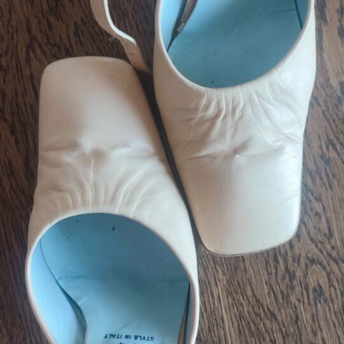 Pollini leather pumps used, size 37, beige