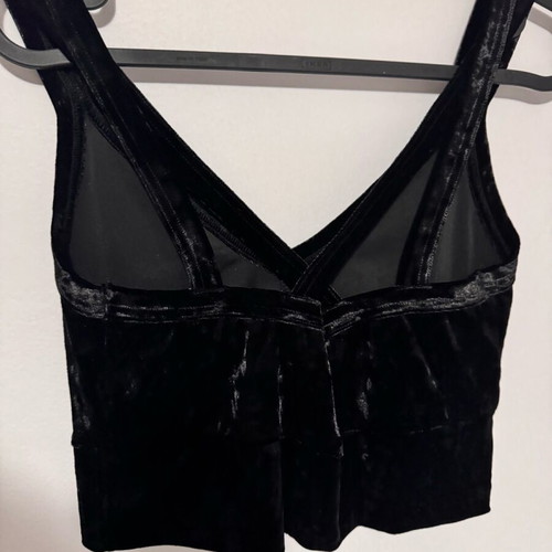 Iso women's velvet crop top like new, black, size M