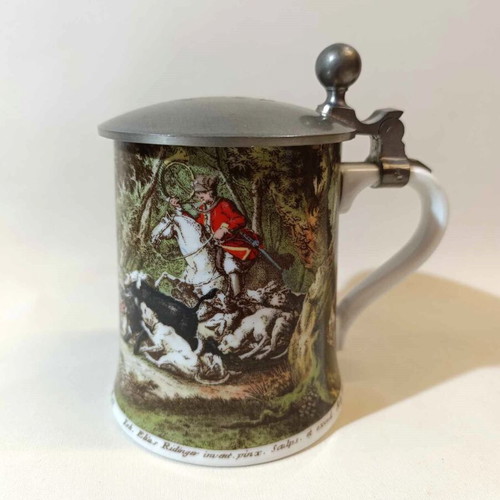 Kaiser porcelain beer mug with lid and hunting scene, new