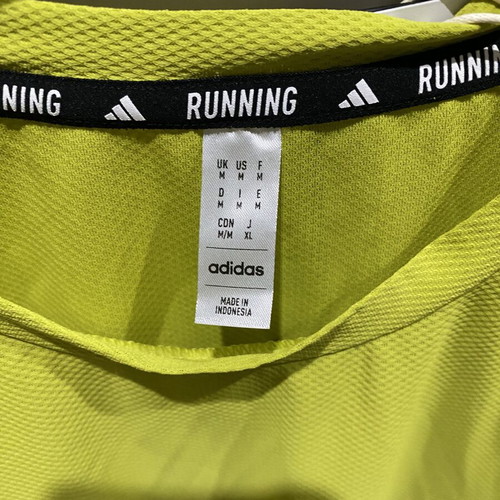 Adidas Own the Run tee new, yellow, size M