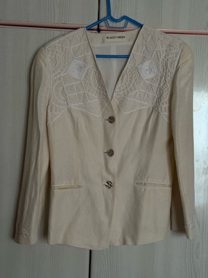 Blazer linen jacket Blacky Dress like new, size 38, white beige