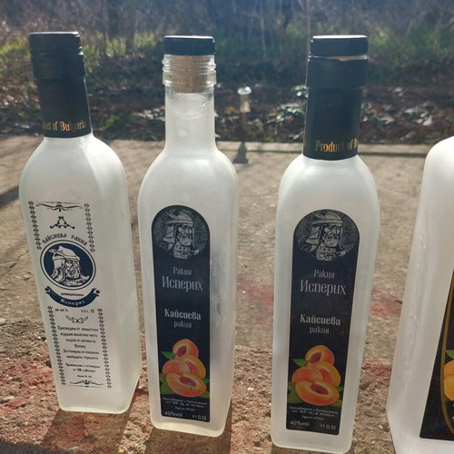 Rakija bottles like new, set of 8 pieces 500 ml each