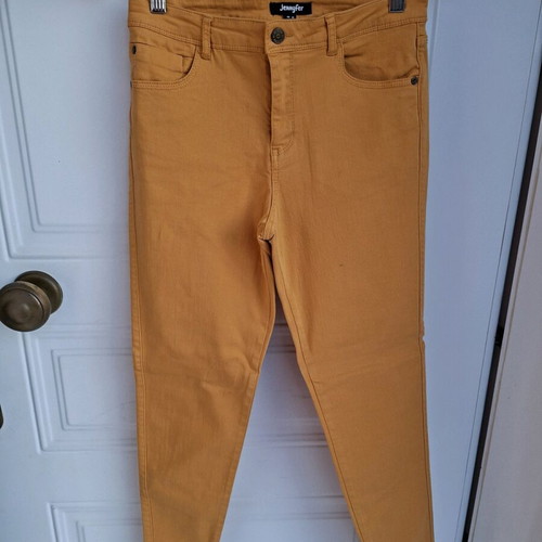 Jennyfer women's pants mustard size Mideum like new