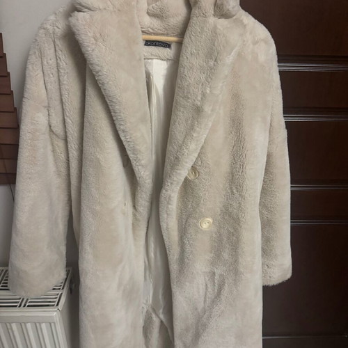 Ckontova Faux Fur Coat like new, white and beige