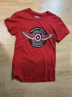 Marvel Captain America T-shirt, red, size M