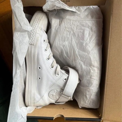 Converse All Star leather sneakers size 39 like new, white