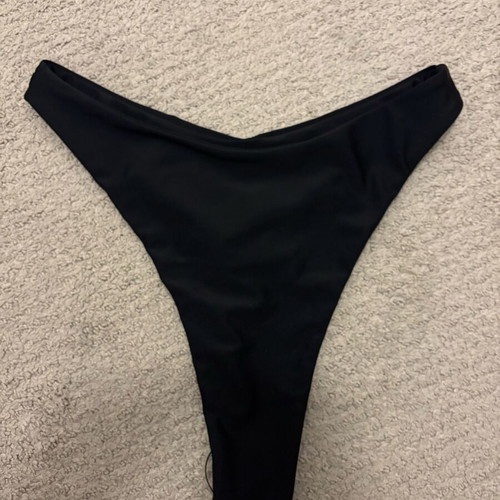 String bikini new, size M, black
