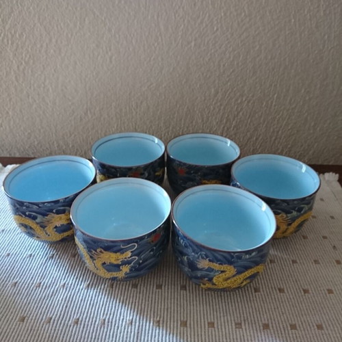 Chinese Porcelain Tea Set like new with Double-Walled Cups
