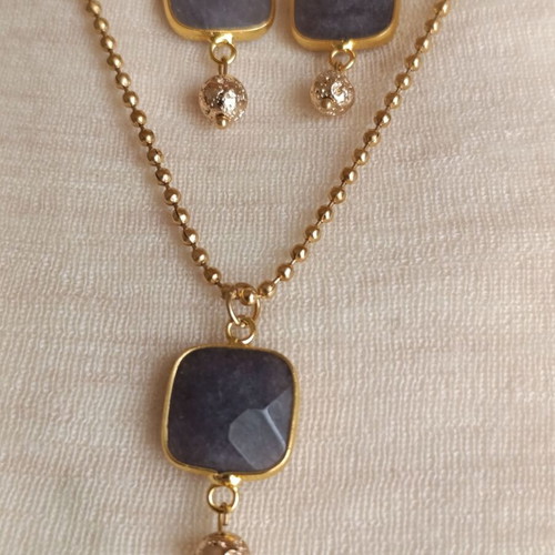 Necklace and earrings set stainless steel gold plated with semi-precious stones and anthracite color, new