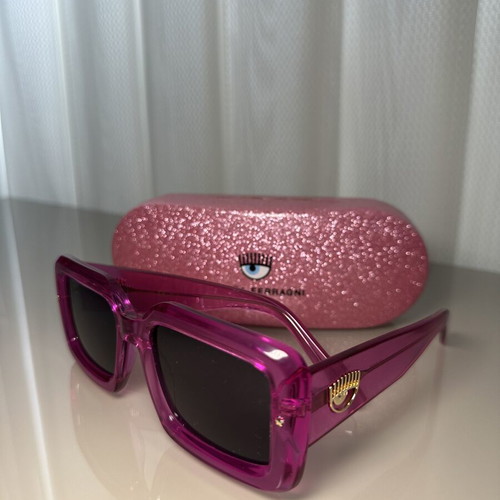 Chiara Ferragni women's sunglasses like new, pink