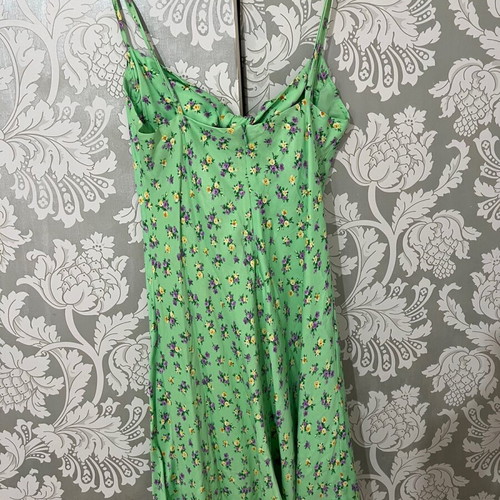 Zara dress like new, green, perfect satin fabric, size M