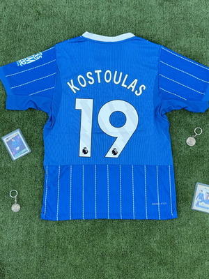 Φανέλα Μπράιτον 2026-27 εκτός έδρας #19 Kostoulas, μέγεθος Medium