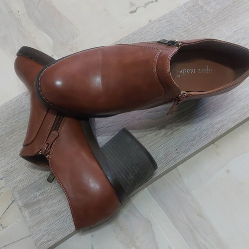 Ankle boots brown size 39 like new