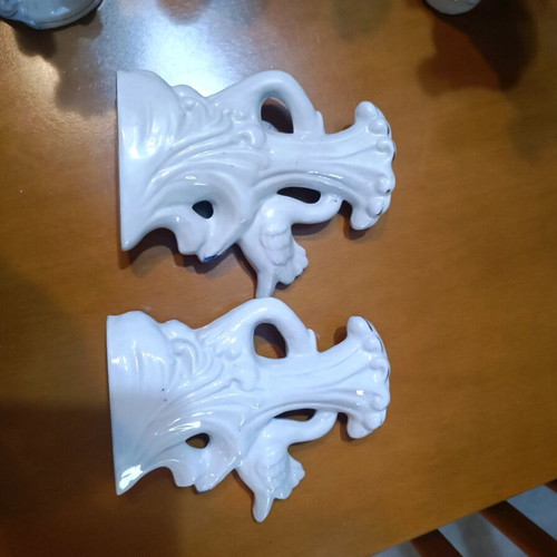 Porcelain white vases from Japan like new, 1970s with swans