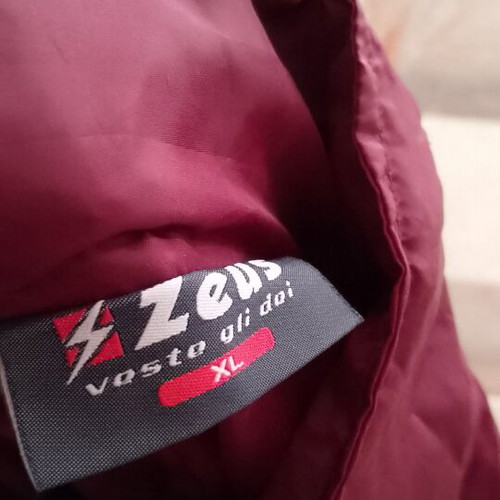 Zeus windbreaker jacket, size XL slim fit