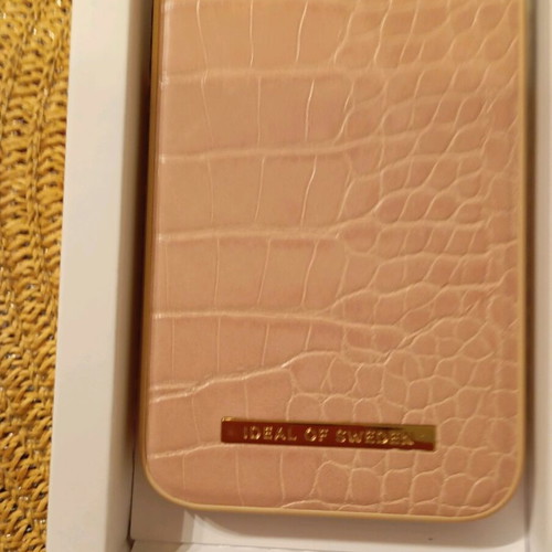 iPhone 12 case new, rose color