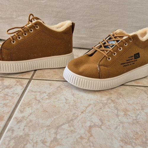 Women's winter casual sneakers new, beige brown, size 38
