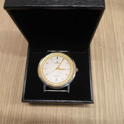 Dugena men's quartz watch like new with gold bezel