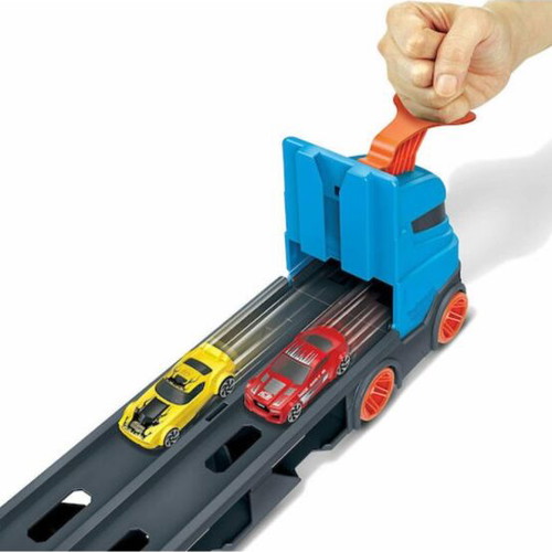 Hot Wheels Speedway Hauler set like new