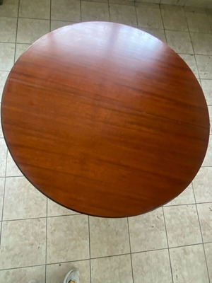 Wooden table used, classic extendable with additional wood