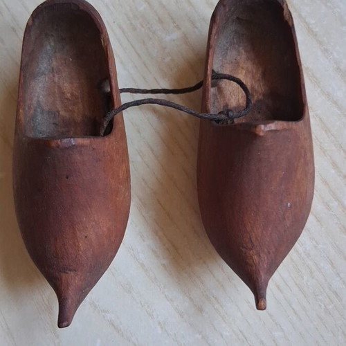 Dutch decorative clogs wooden, used, 9cm