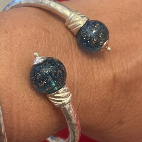Bracelet 950 spiraled with Murano beads used, fits up to 20 cm wrist