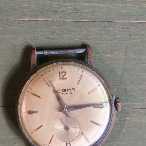 Vintage Dogma Rubis anti-magnetic watch used, men's, gold-tone