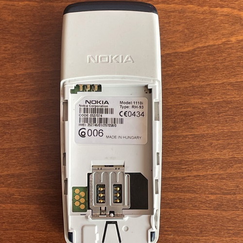 Nokia 1110i phone used, with charger and good battery