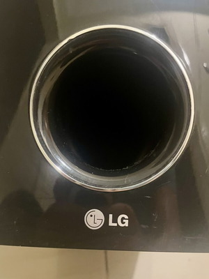 LG subwoofer 150W 8 Ω