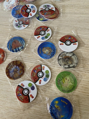 Pokemon Tazos 3D complete set 50/50, like new