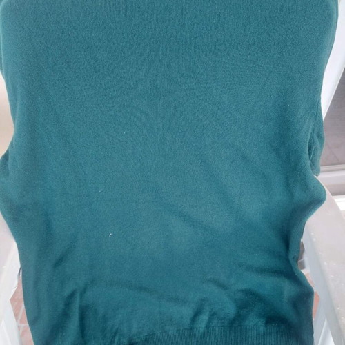 Benetton men's wool sweater large used, cypress green